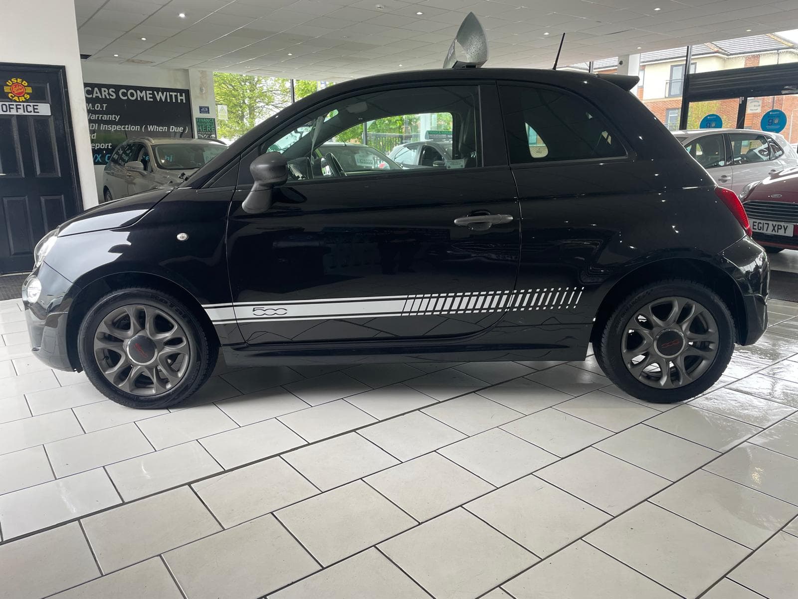 2017 Fiat 500 1.2 S Sport - image 3