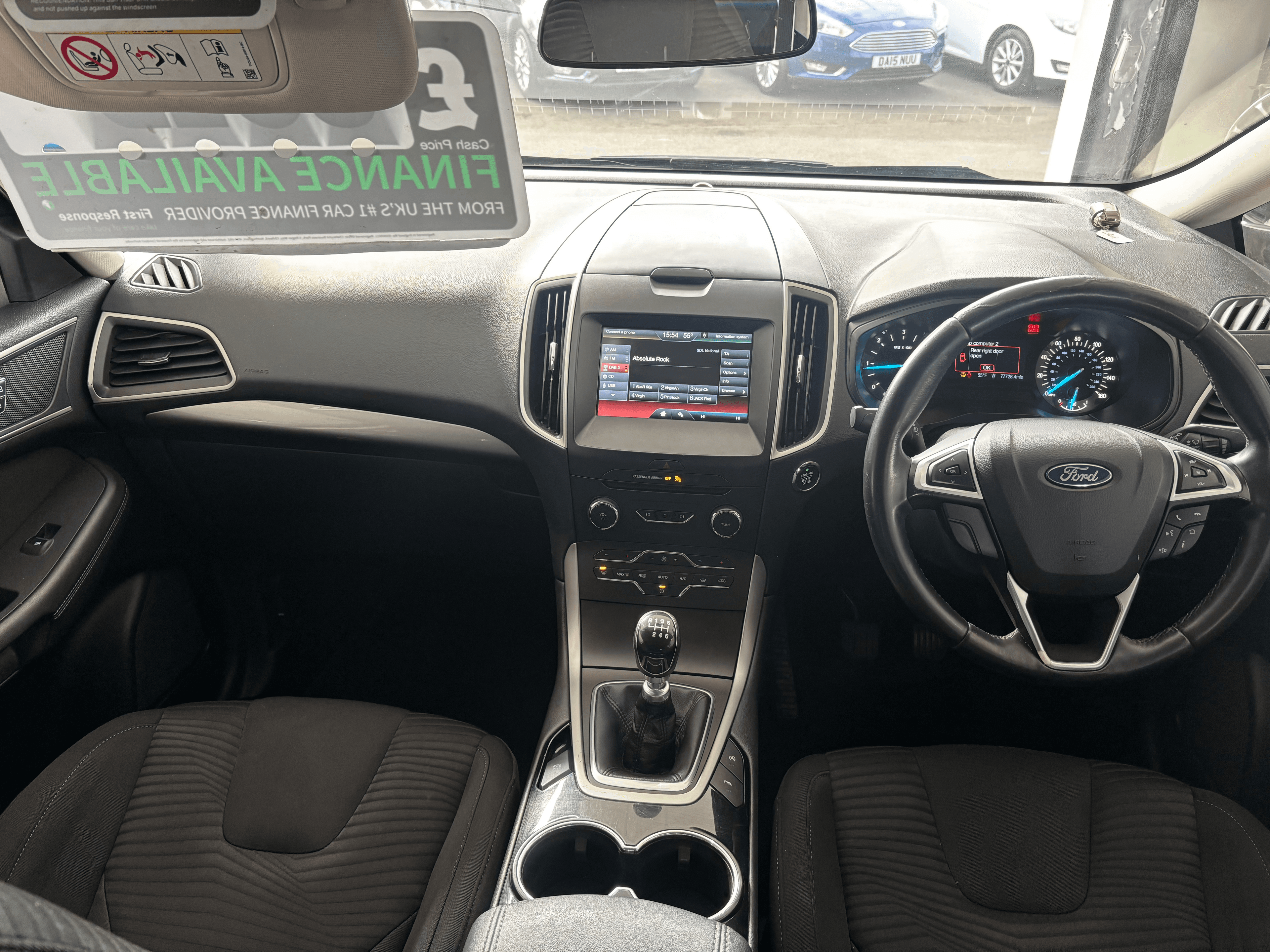 2015 Ford S-Max 2.0 TDCi 150 Zetec 7 Seater - image 16