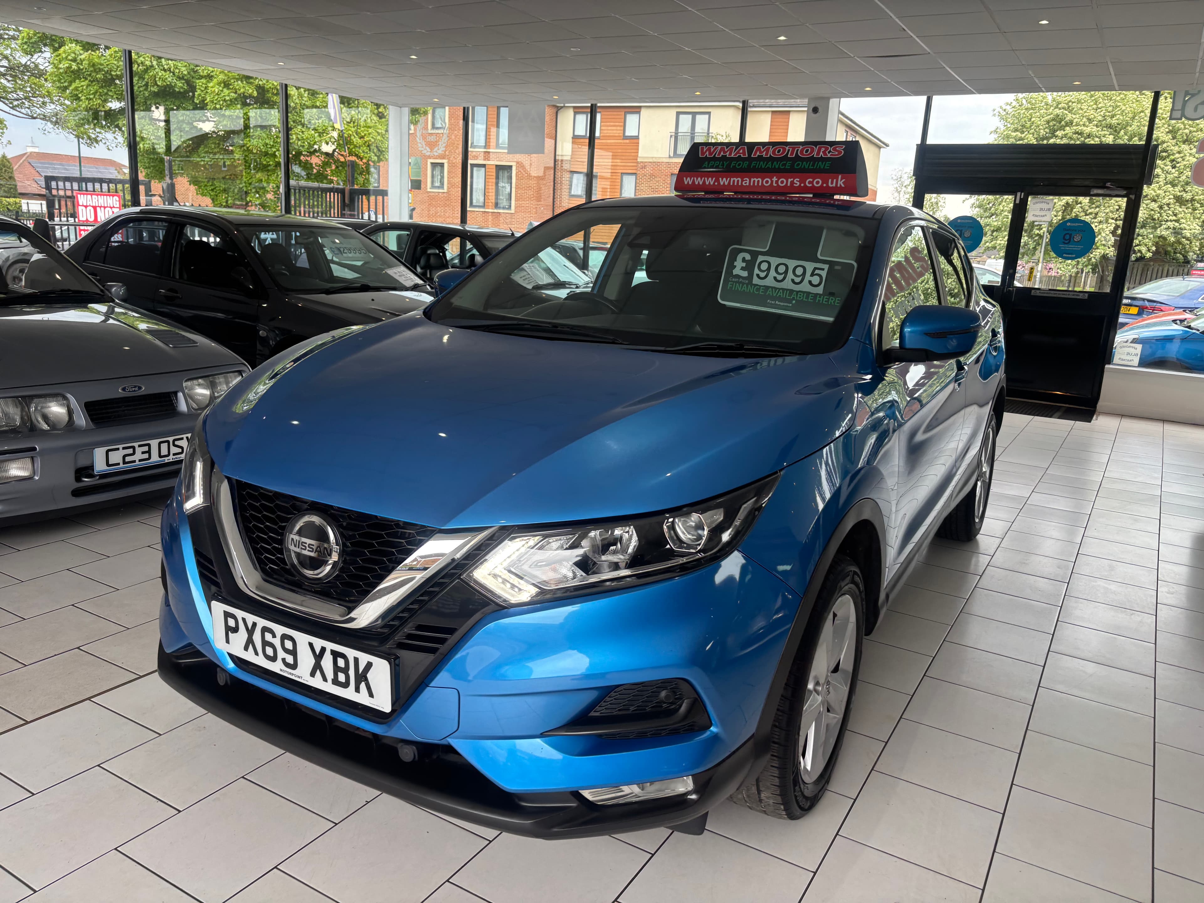 2019 Nissan QASHQAI 1.5 dCi 115 Acenta Premium 5dr - image 10