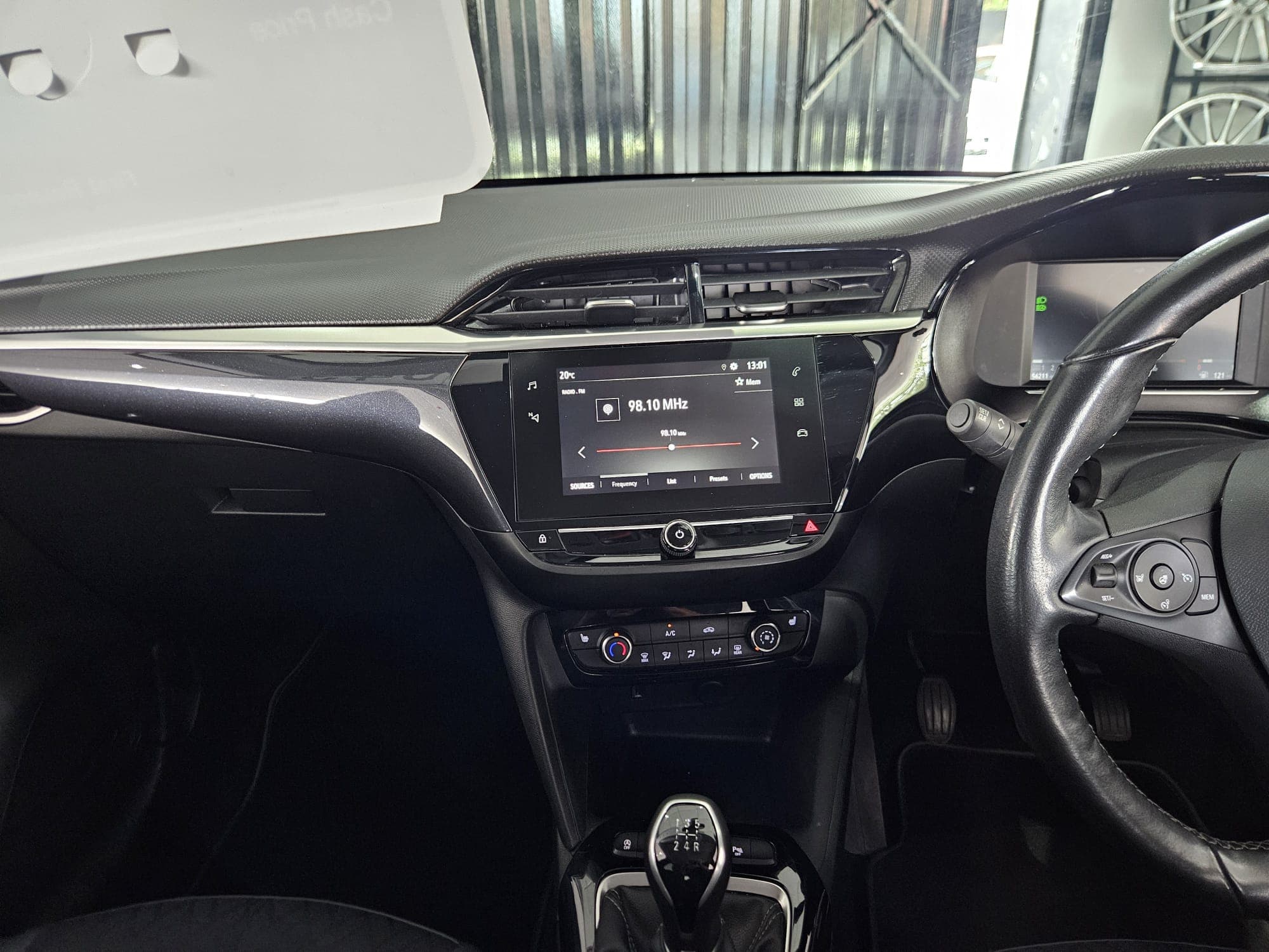 2021 Vauxhall Corsa 1.2 Elite 5dr 2021 - image 16