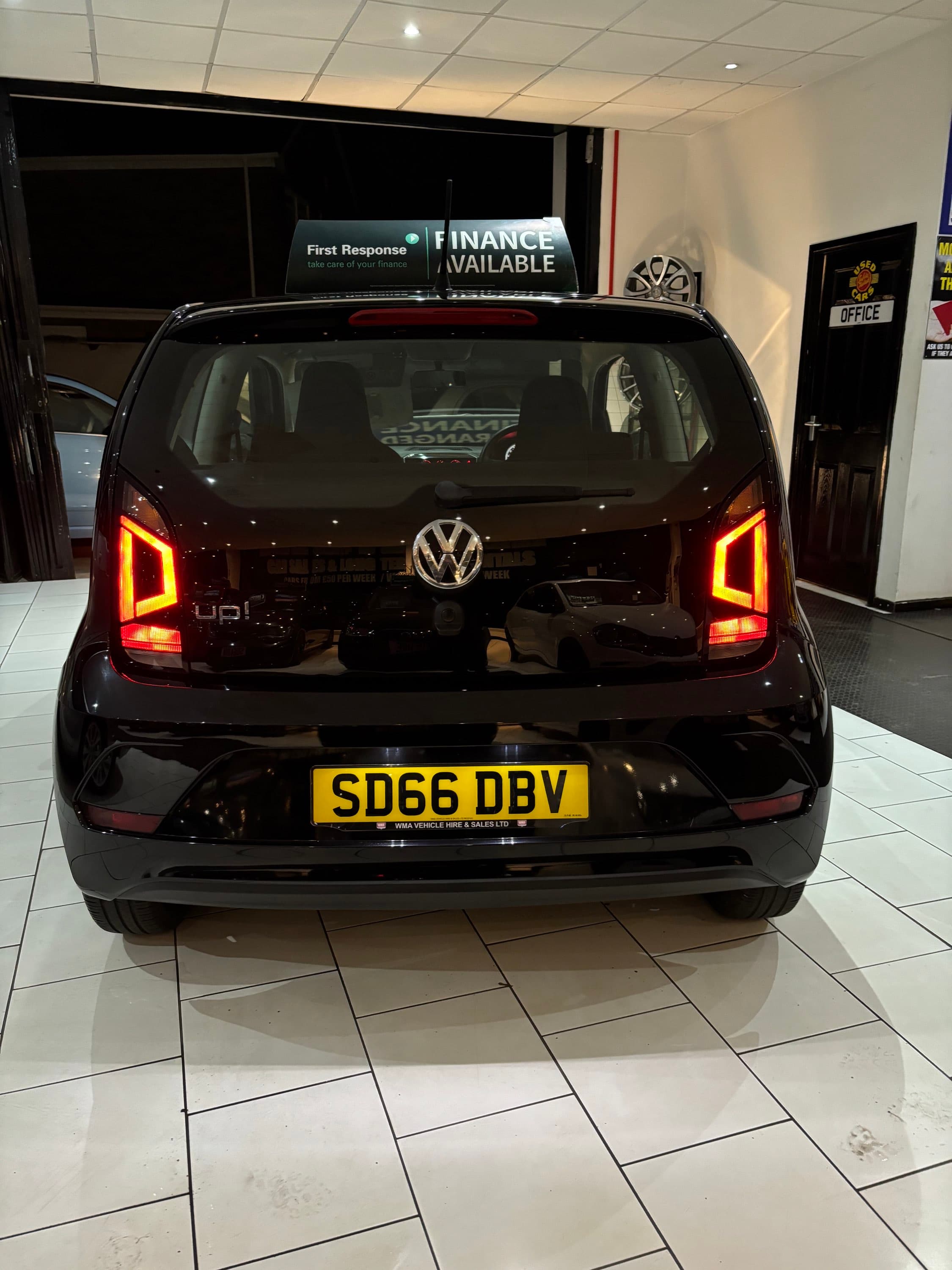 2016 Volkswagen Up 1.0 Up 2016 - image 13