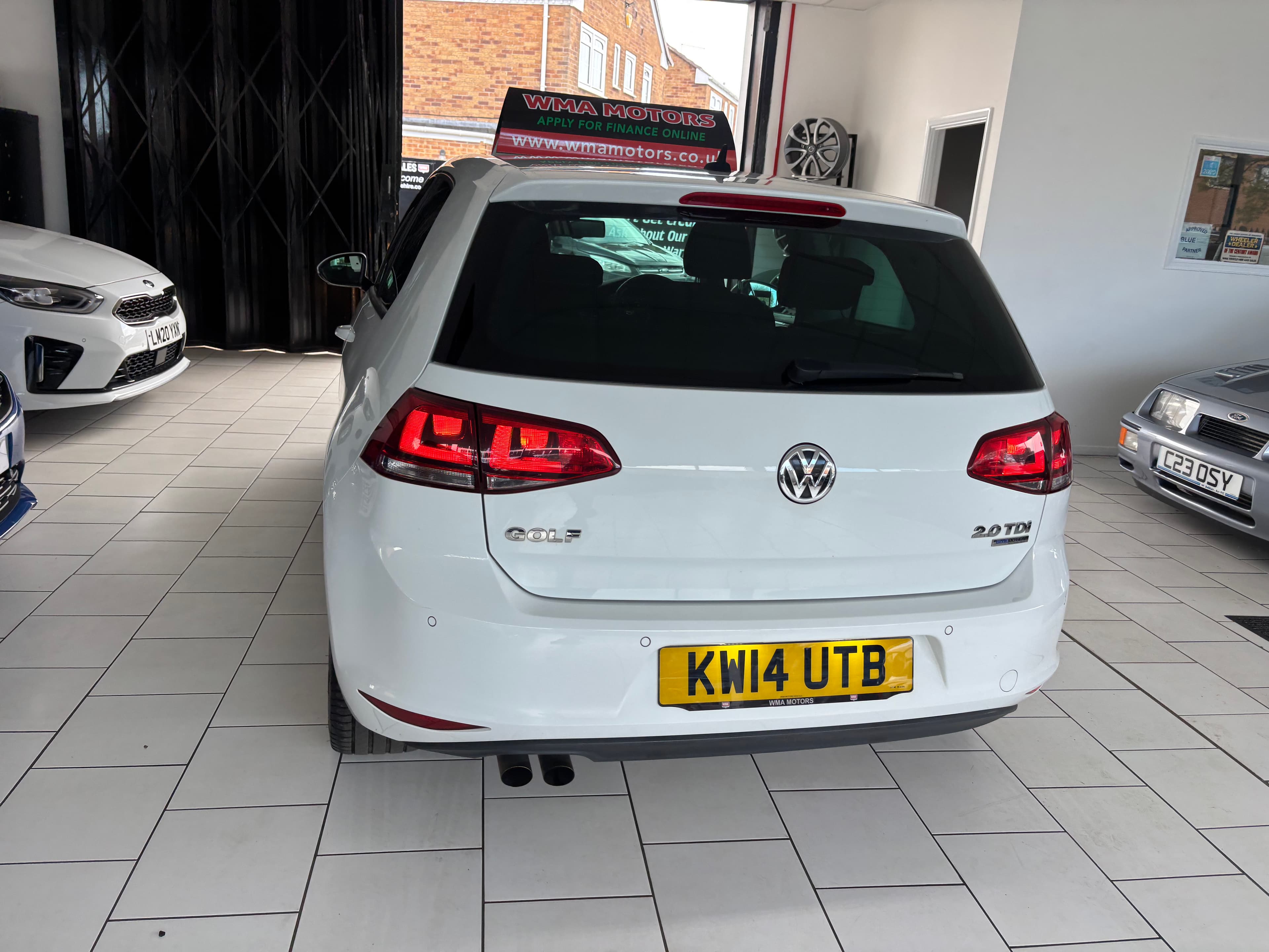 2014 Volkswagen Golf Tdi GT 2.0 - image 3