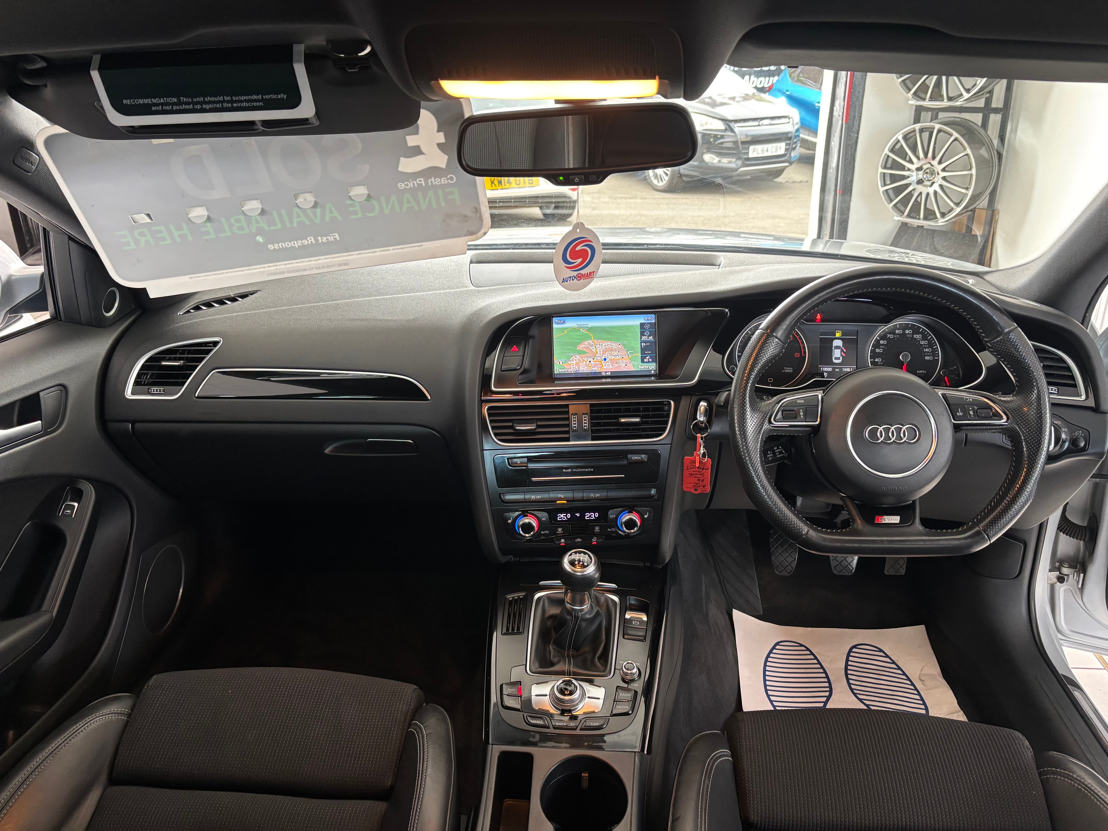 2014 Audi A4 2.0 S-Line Black Edition - image 11