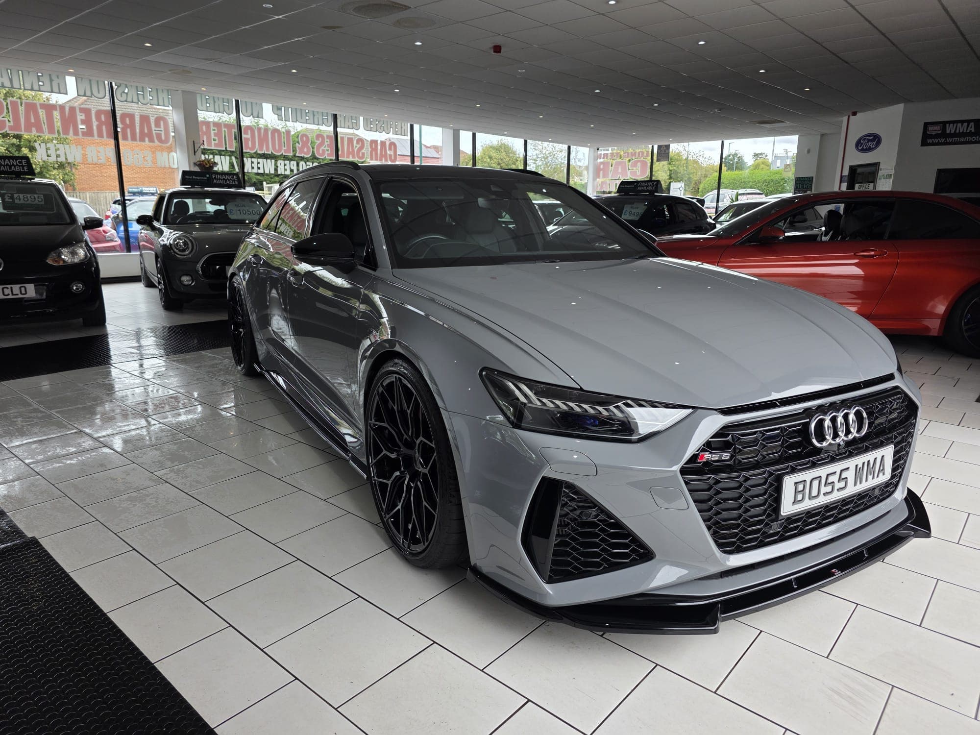 2020 Audi RS6 4.0 TFSI Quattro Launch Edition - image 8