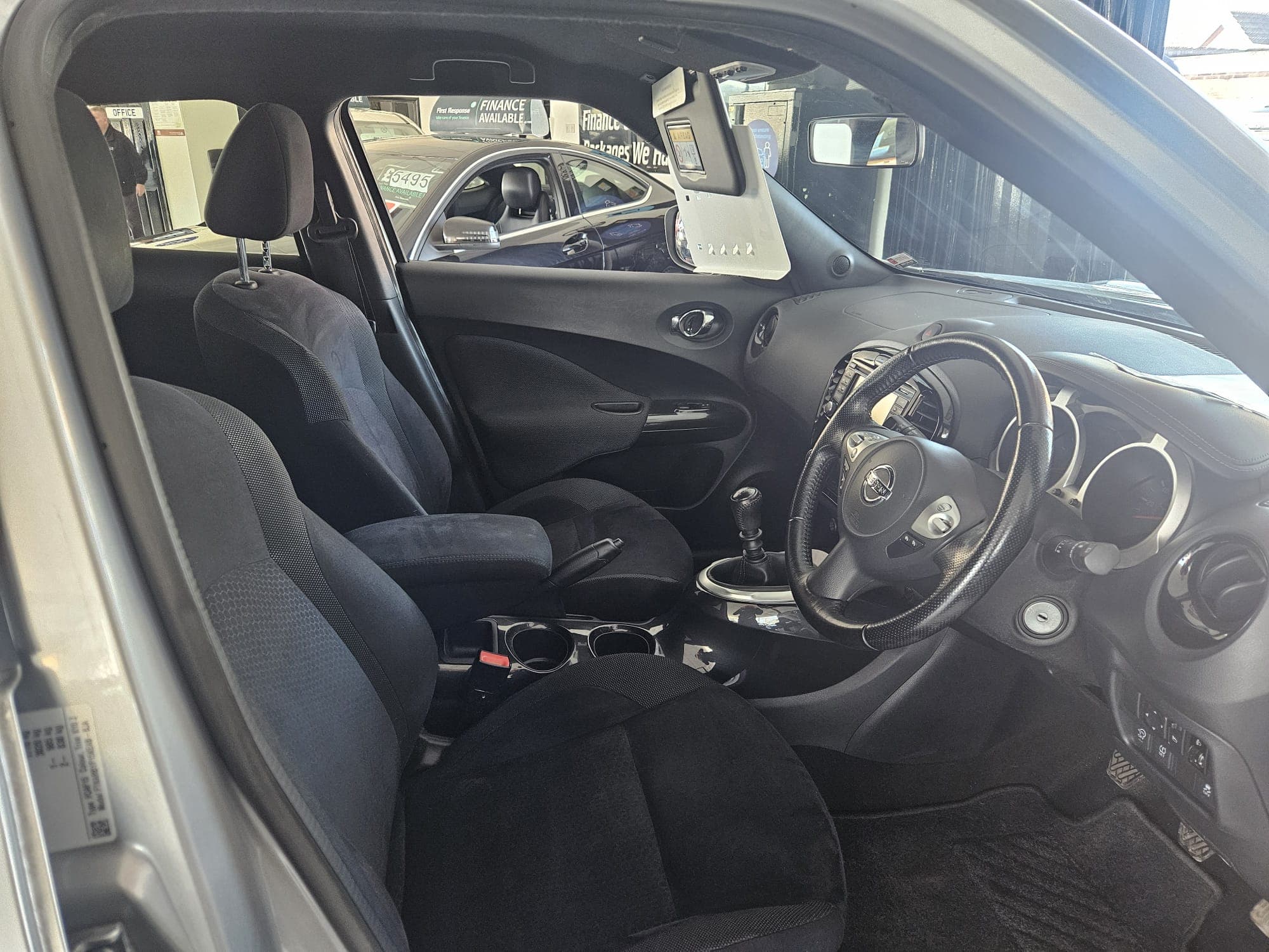 2015 Nissan Juke 1.5 dCi Acenta Premium 5dr 
***ONLY 38223 MILES*** 
***1 OWNER FROM NEW*** - image 11