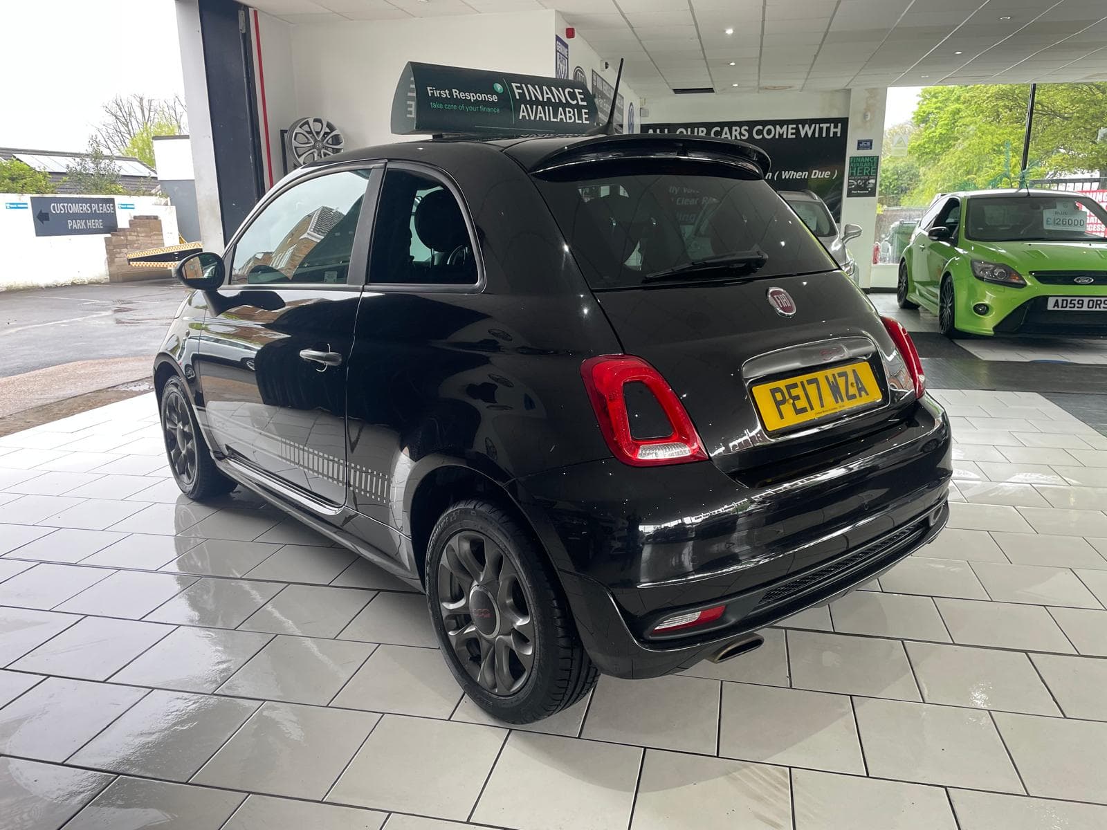 2017 Fiat 500 1.2 S Sport - image 4