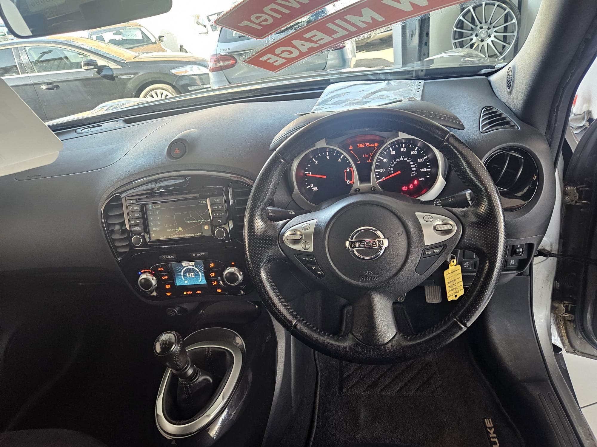 2015 Nissan Juke 1.5 dCi Acenta Premium 5dr 
***ONLY 38223 MILES*** 
***1 OWNER FROM NEW*** - image 13
