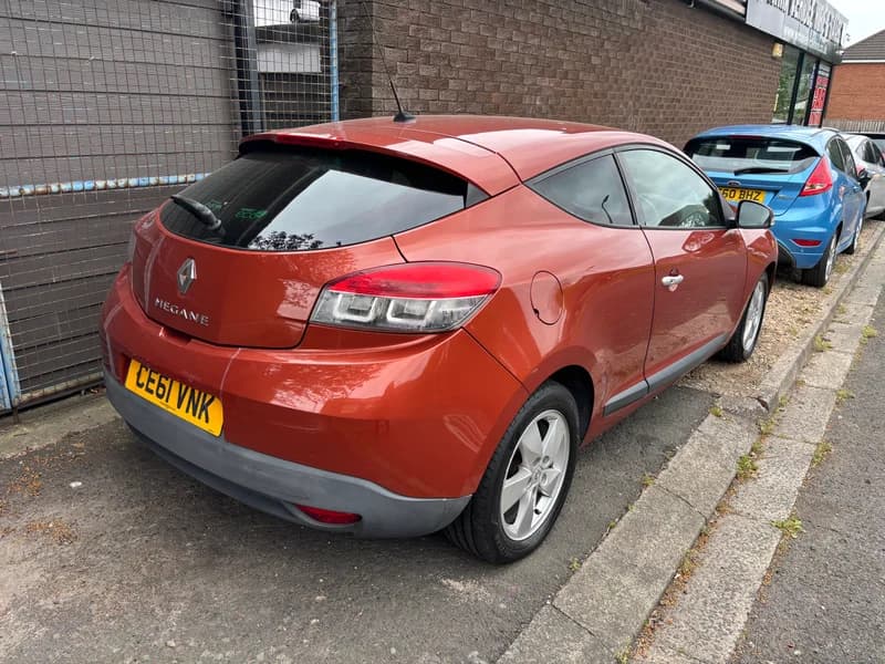 2011 Renault Megane 1.5 diesel - main image