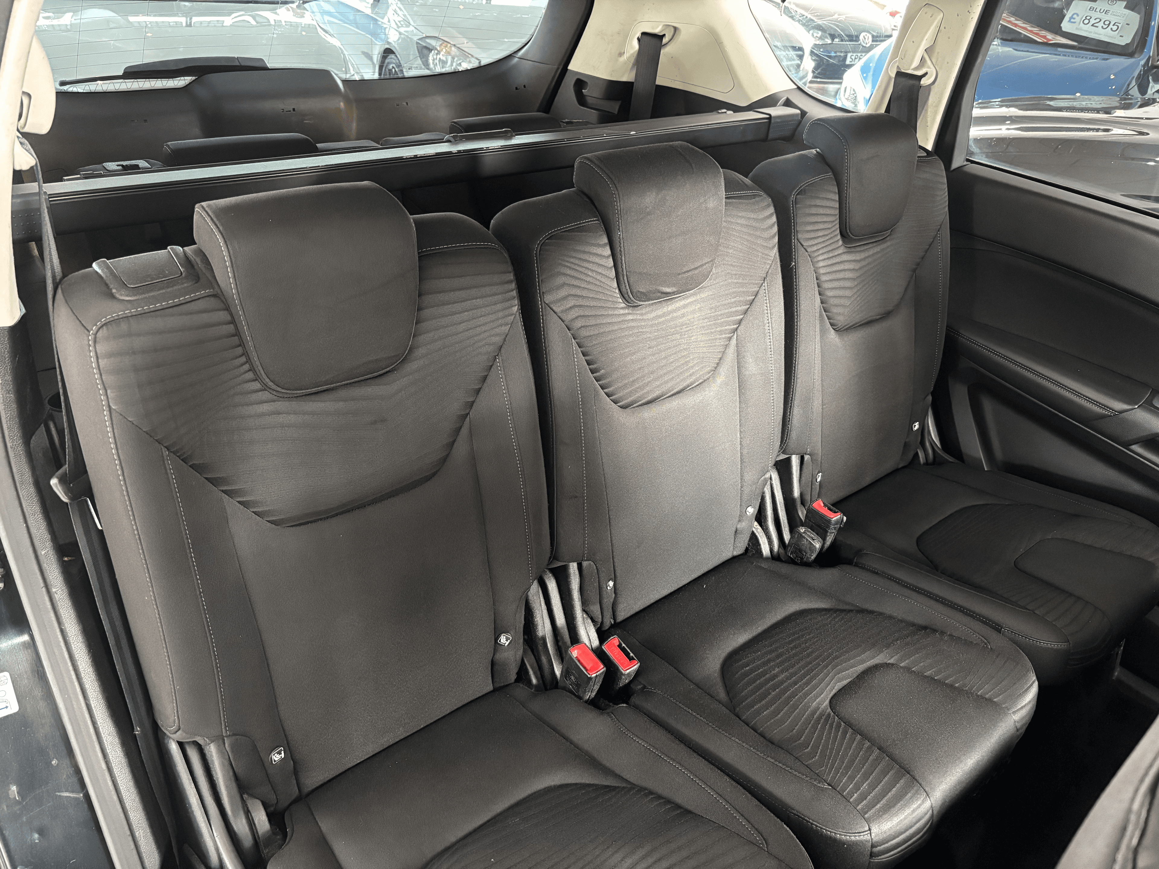 2015 Ford S-Max 2.0 TDCi 150 Zetec 7 Seater - image 14