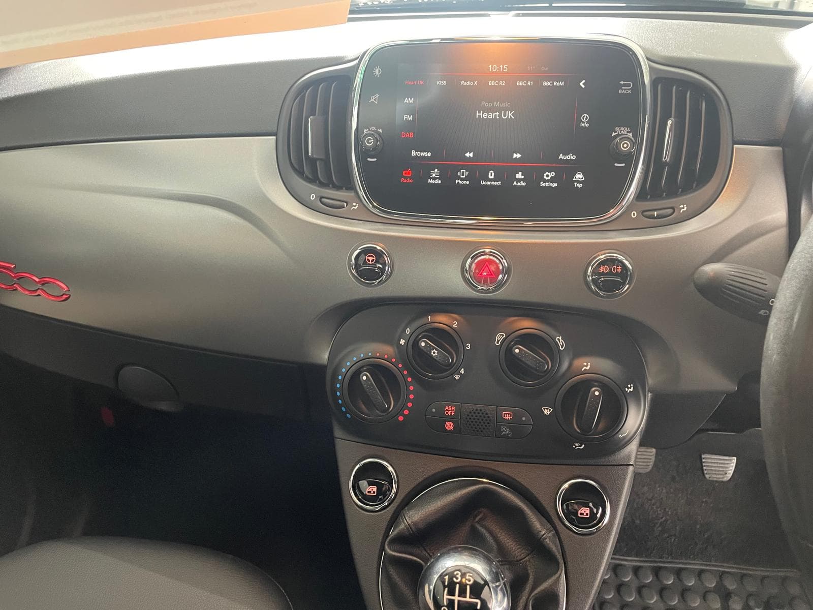 2017 Fiat 500 1.2 S Sport - image 12