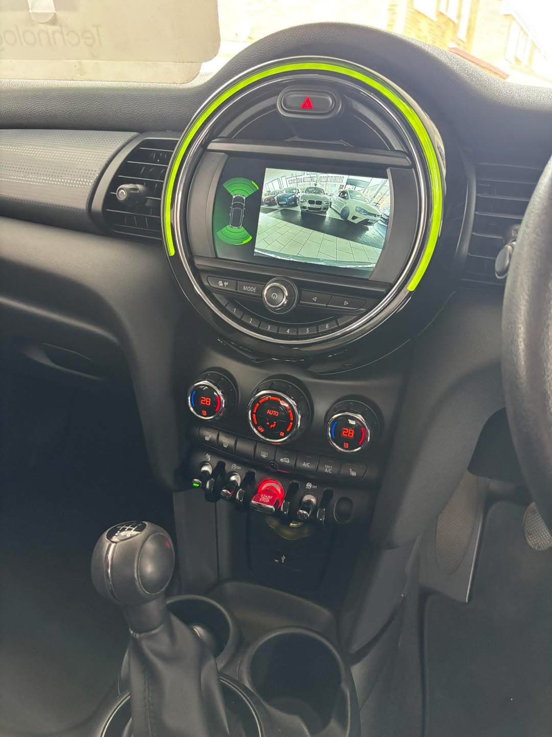 2019 Mini Cooper 1.5 Cooper Classic II 3dr - image 16