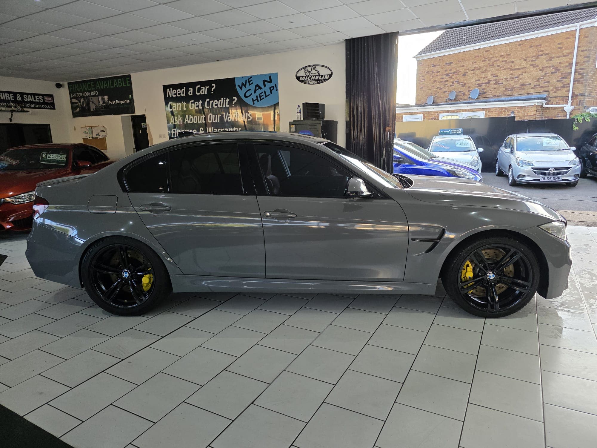 2015 Bmw M3 - image 3