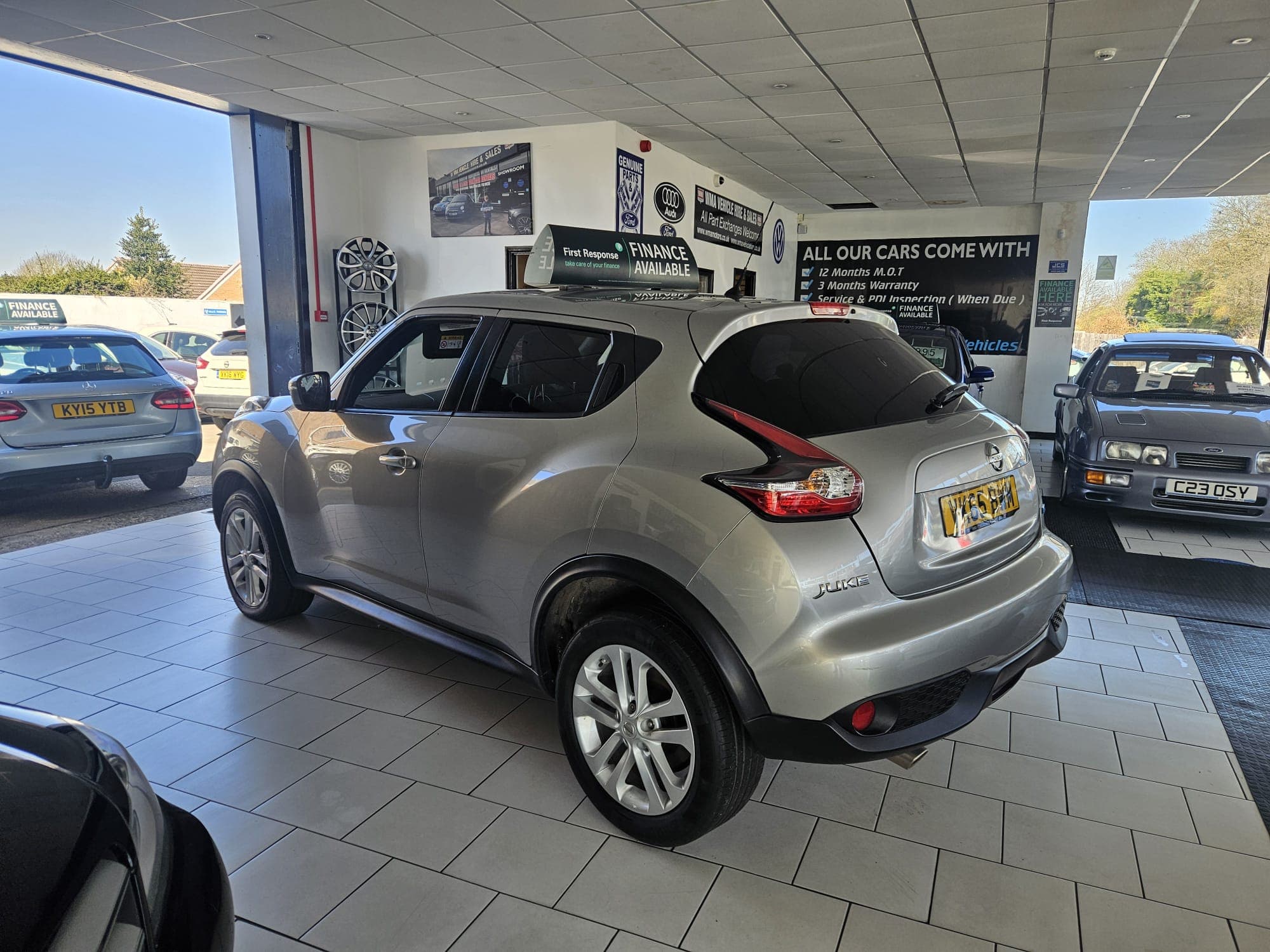 2015 Nissan Juke 1.5 dCi Acenta Premium 5dr 
***ONLY 38223 MILES*** 
***1 OWNER FROM NEW*** - image 5