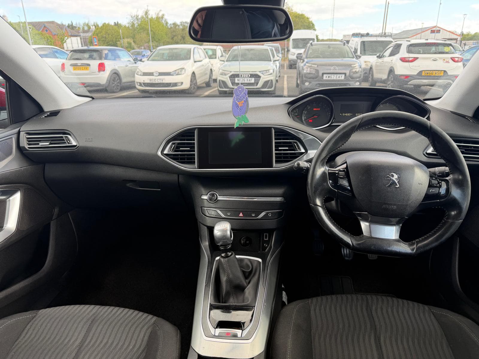 2015 Peugeot 308 Estate 1.6 diesel - image 6