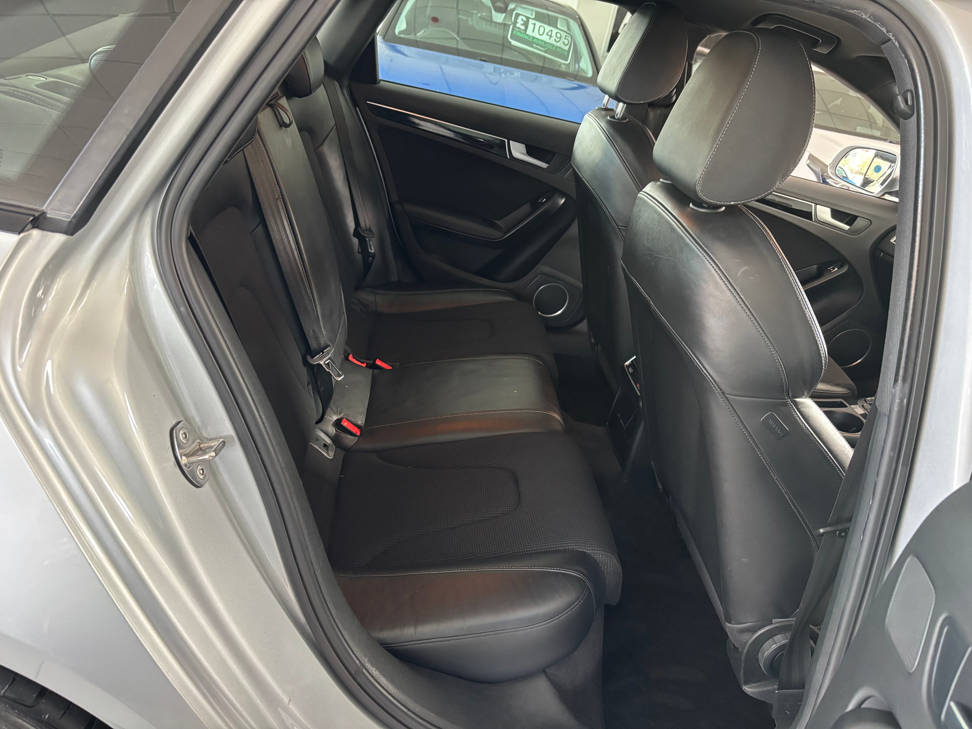 2014 Audi A4 2.0 S-Line Black Edition - image 13
