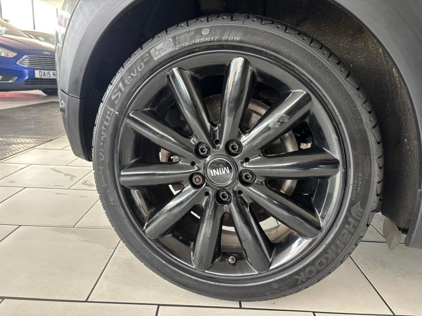2019 Mini Cooper 1.5 Cooper Classic II 3dr - image 19