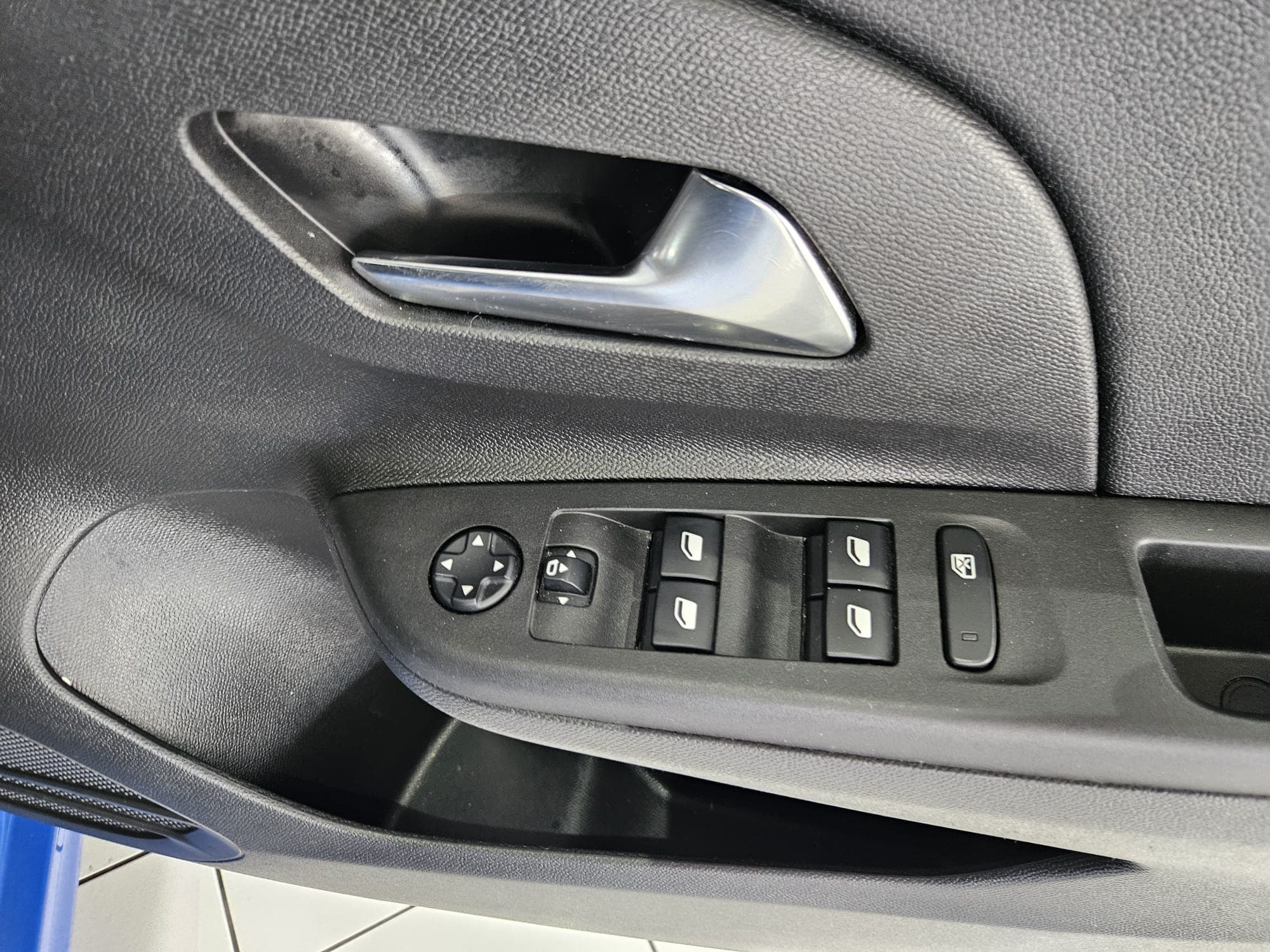 2021 Vauxhall Corsa 1.2 Elite 5dr 2021 - image 13