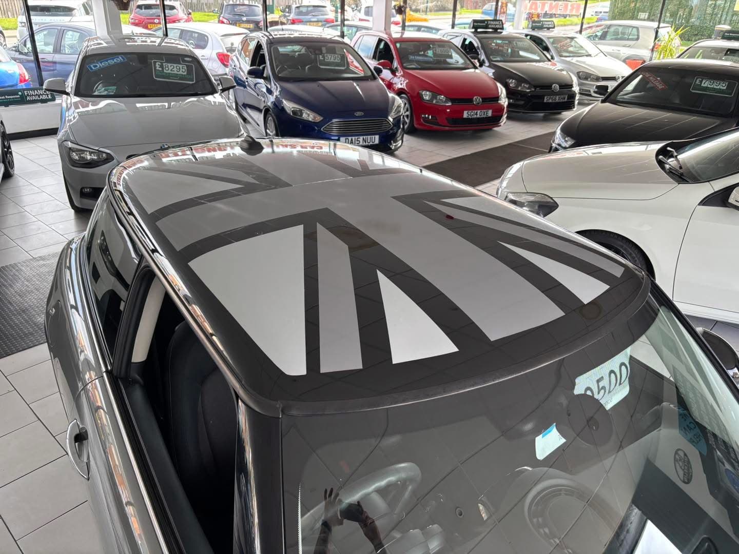 2019 Mini Cooper 1.5 Cooper Classic II 3dr - image 20