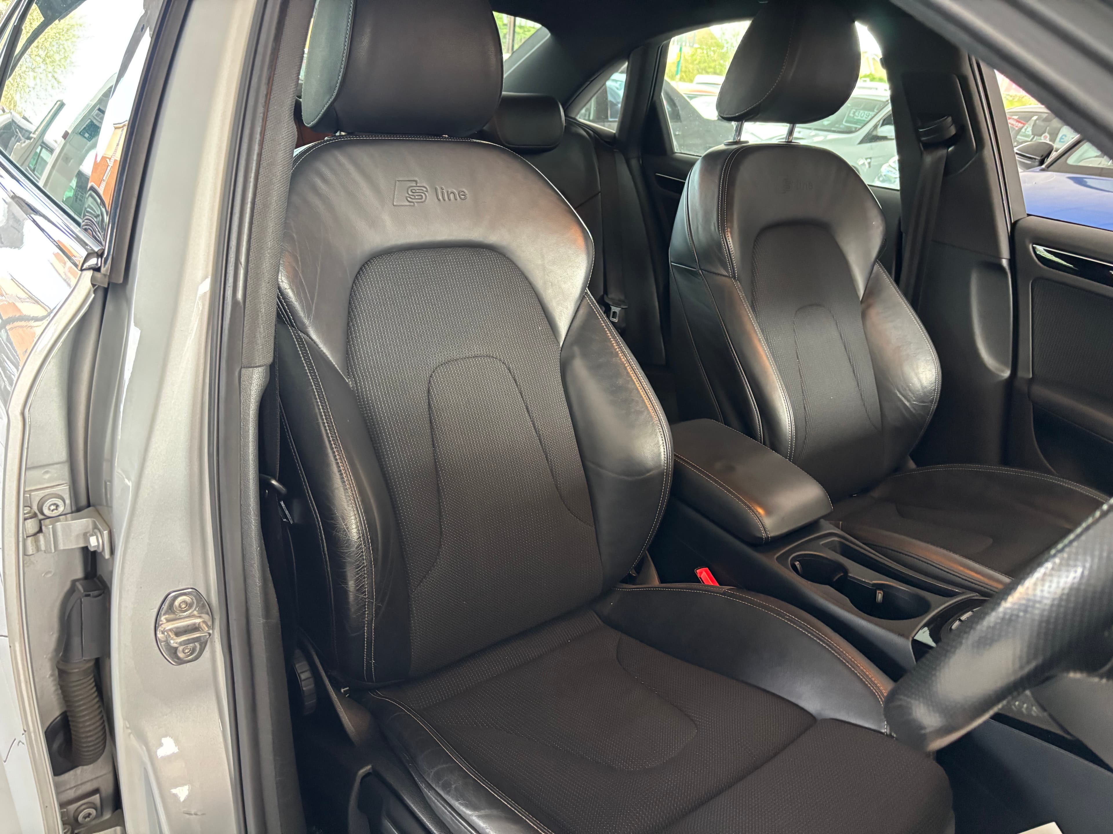 2014 Audi A4 2.0 S-Line Black Edition - image 12