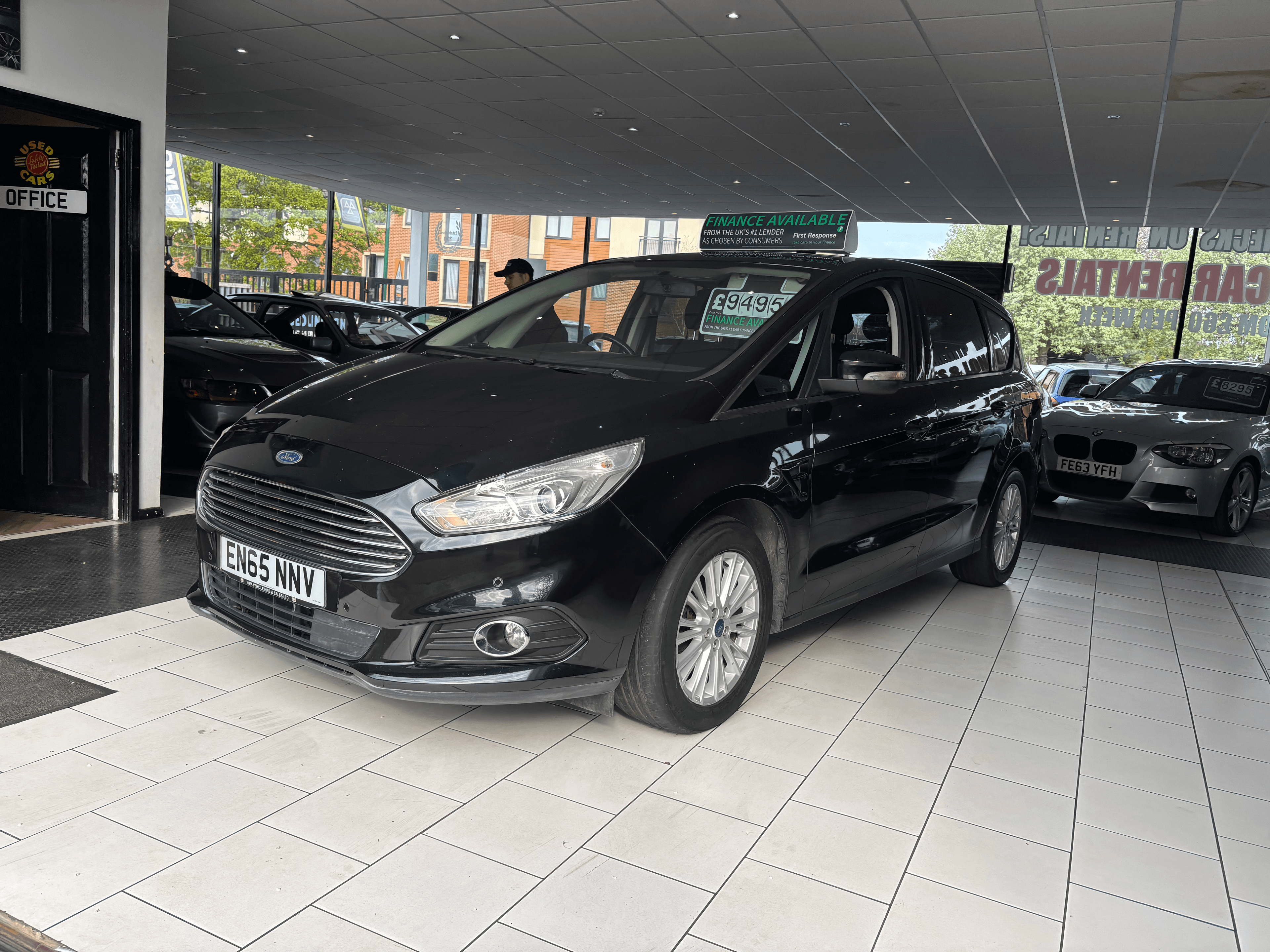 2015 Ford S-Max 2.0 TDCi 150 Zetec 7 Seater - image 9