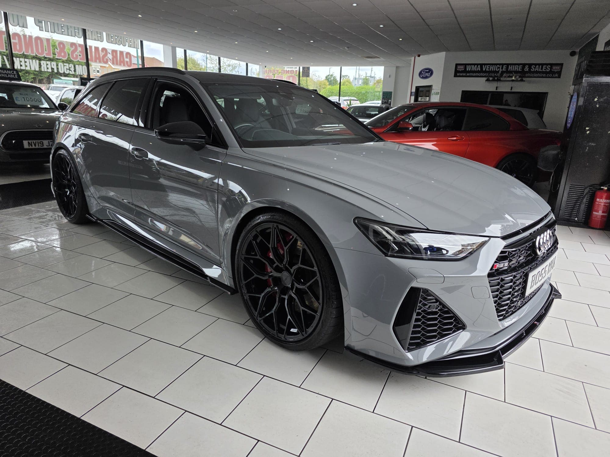2020 Audi RS6 4.0 TFSI Quattro Launch Edition - image 9
